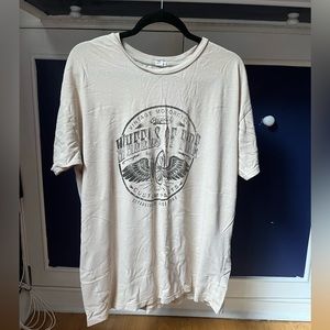 Oversized Graphic T-shirt